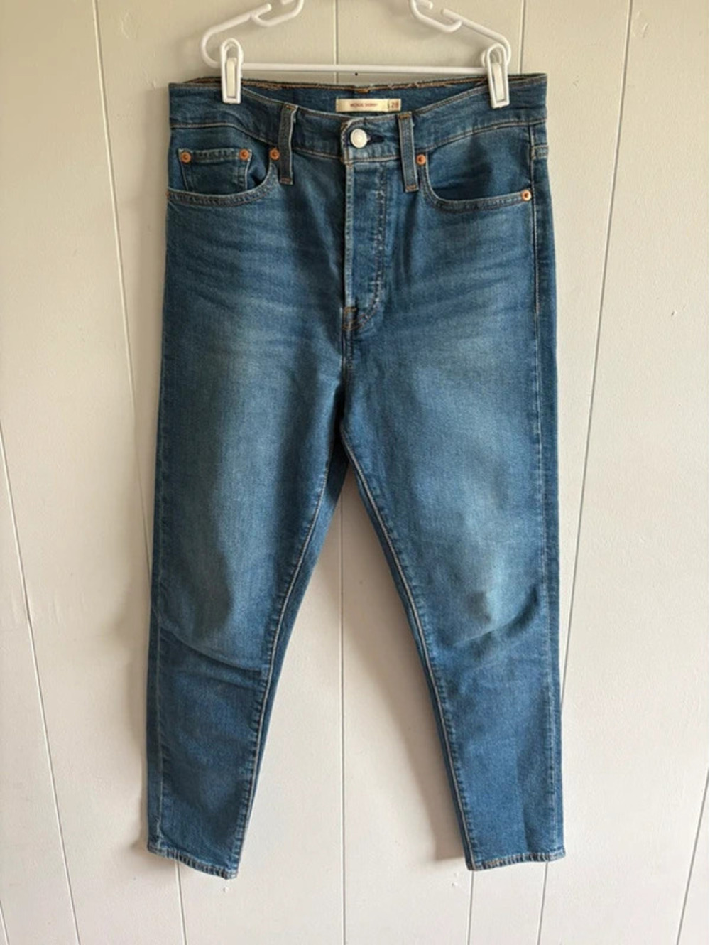 Womens 28W Levis High Rise Wedgie Skinny Jeans